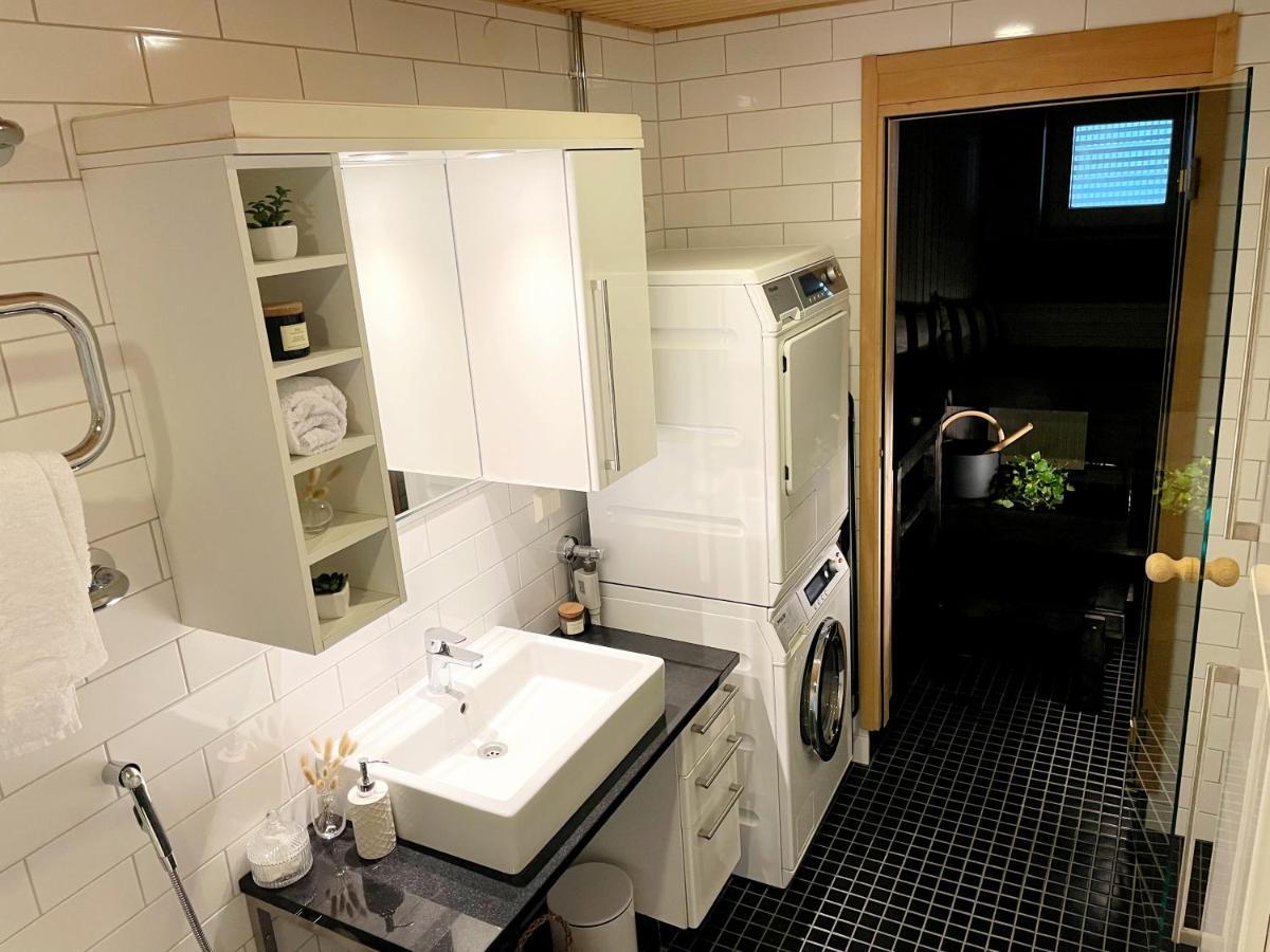 2Ndhomes Unique And Luxury Kamppi Center Apartment With Sauna And Big Terrace 赫尔辛基 外观 照片